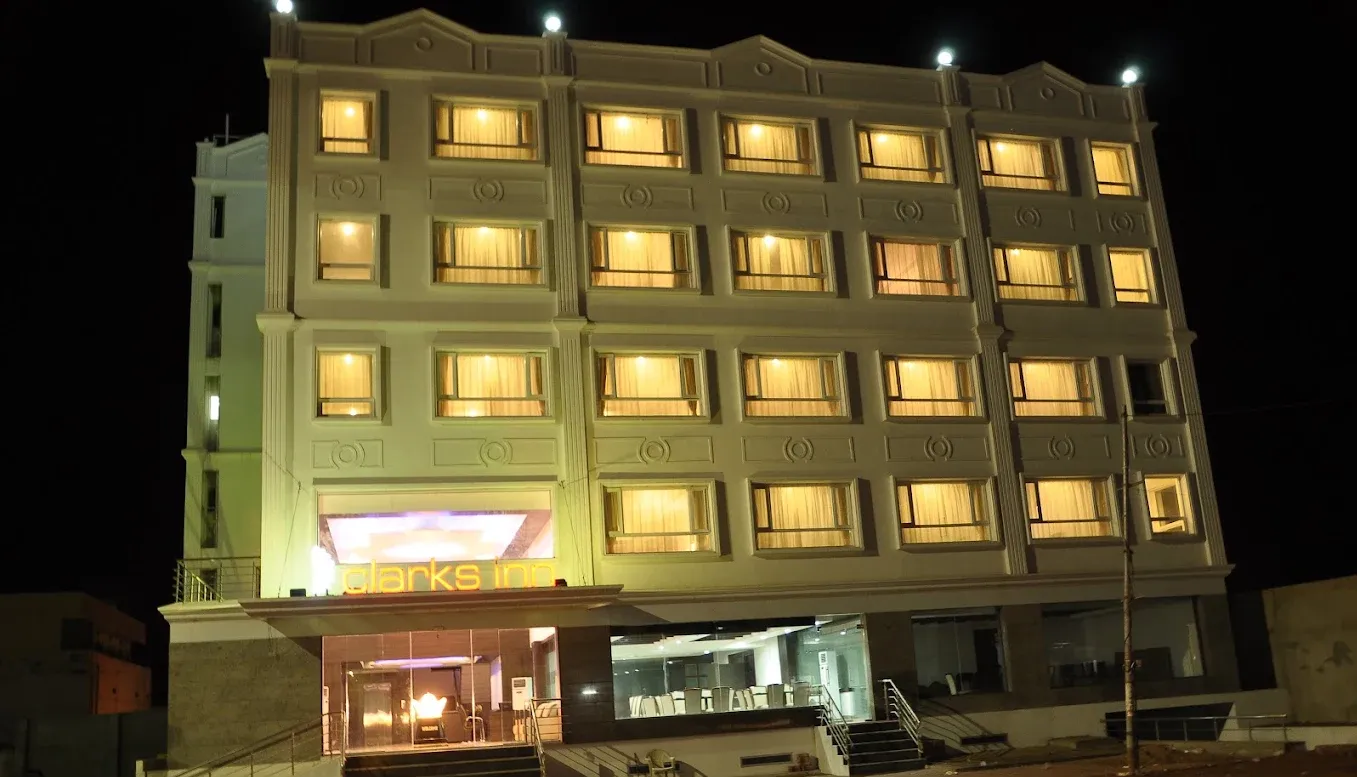 Clarks Inn, Badami